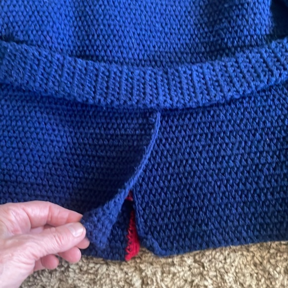 Unique Vintage Girls heavy navy & red hand knitted sweater/coat. Sz 3/4? - Picture 9 of 14